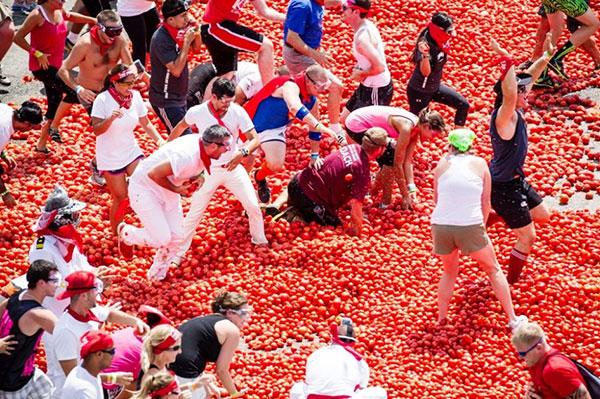Lễ hội ném cà chua: Nét độc đáo trong văn hóa Tây Ban Nha