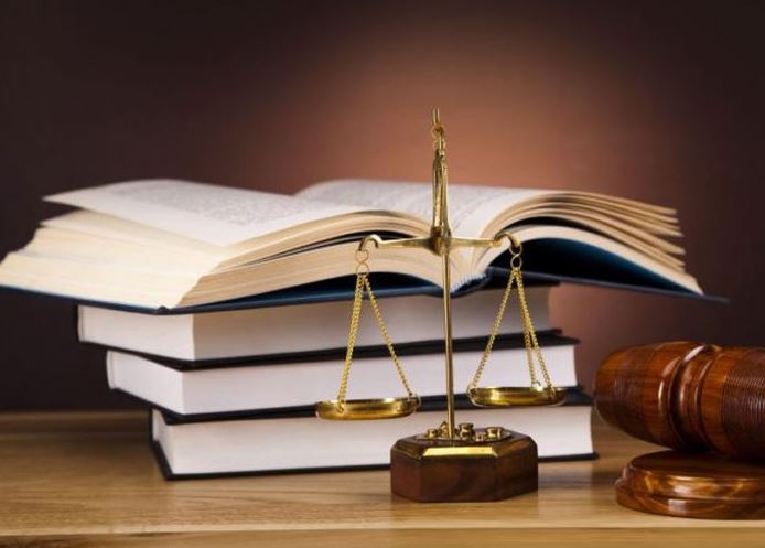 Chấp hành quy phạm pháp luật hành chính là chủ có thể có thẩm quyền áp dụng quy phạm pháp luật