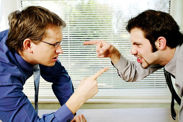 9 vấn đề sếp và nhân viên thường có suy nghĩ đối lập nhau