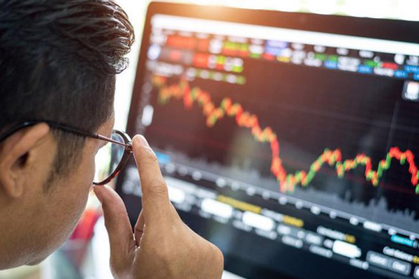 Chứng khoán đang về vùng định giá hấp dẫn hơn để đầu tư