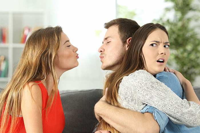 Những lý do giải thích tại sao đàn ông thích ngoại tình