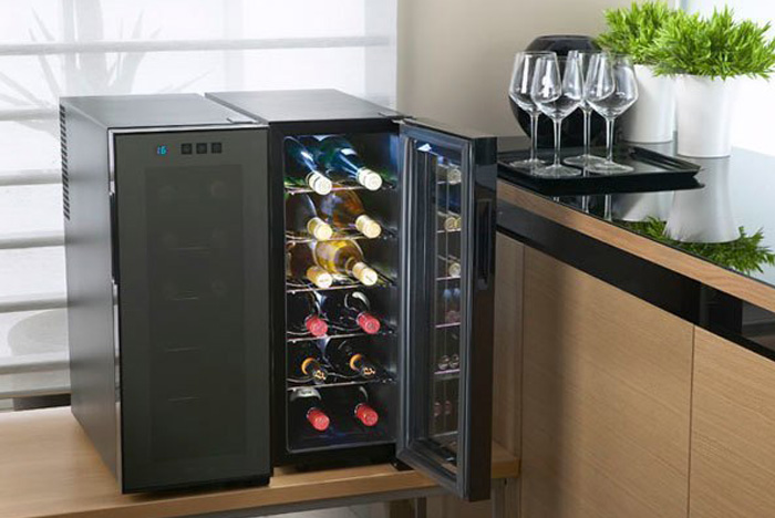 Rượu là gì? Tại sao Rượu bỏ tủ lạnh không bị đông đá?