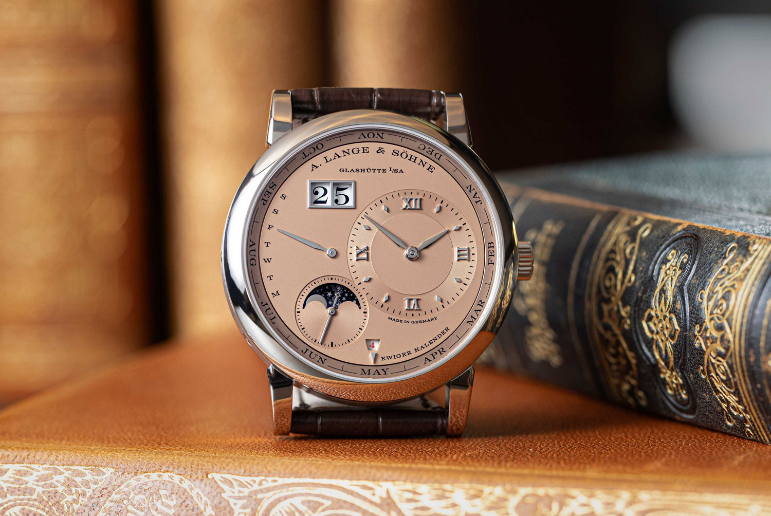 Lịch sử thương hiệu A. Lange & Söhne: Hãng đồng hồ đến từ Đức - Đỉnh cao cơ khí thế giới