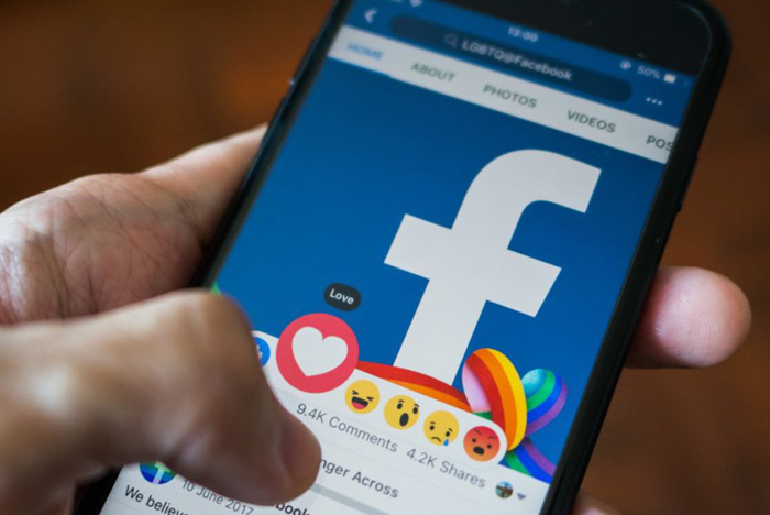 Facebook nên đổi tên thành gì?