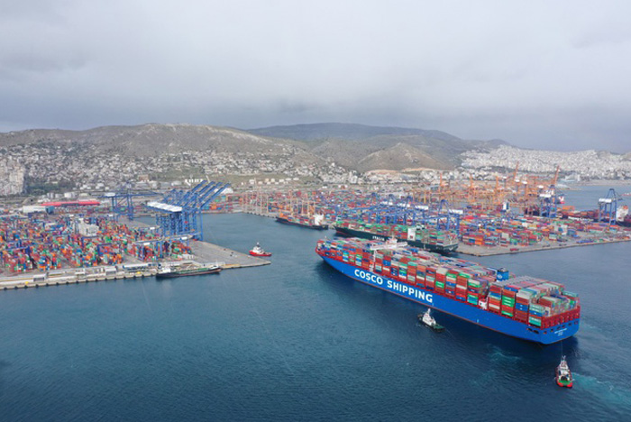 Trung Quốc gia tăng cổ phần tại cảng Hy Lạp