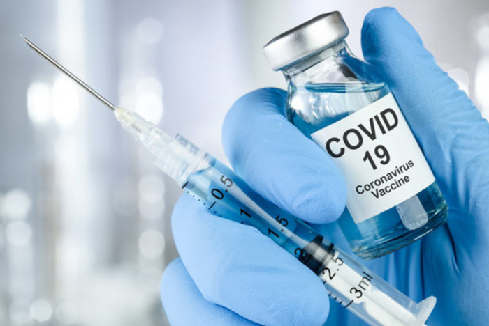 Hơn 1 năm xuất hiện, vắc xin COVID-19 đã làm được gì?
