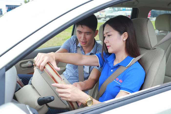Những mẹo nhỏ giúp bạn lái xe an toàn và xử lý tình huống tốt