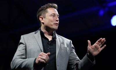 Elon Musk bật mí 2 cách trở thành chuyên gia trong tất cả lĩnh vực
