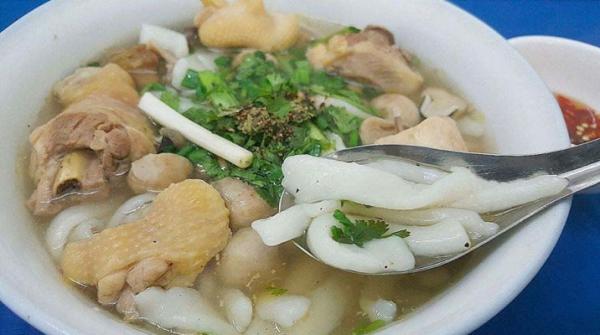 Bánh canh bột xắt: Món ăn chiếm trọn trái tim thực khách