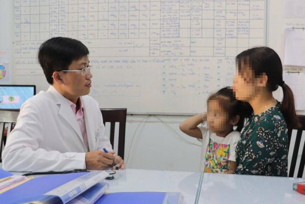 Báo động dậy thì sớm ở trẻ