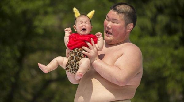 Khám phá lễ hội Naki Sumo: Truyền thống kỳ lạ của người Nhật