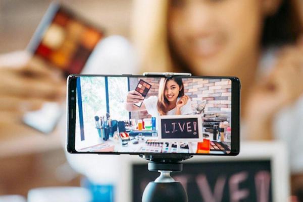 Kiểm soát livestream trên mạng xã hội