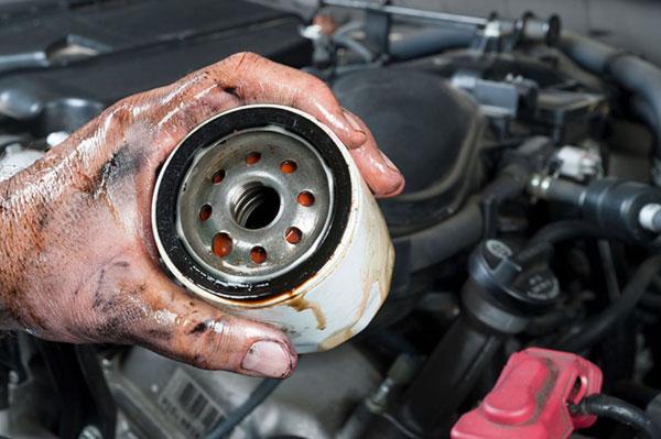 Lọc dầu ô tô là gì? Những điều bạn cần biết về lọc dầu ô tô