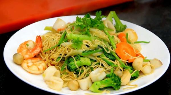 Mì xào Hải Sản: Cách làm thơm ngon, đậm đà hương vị biển