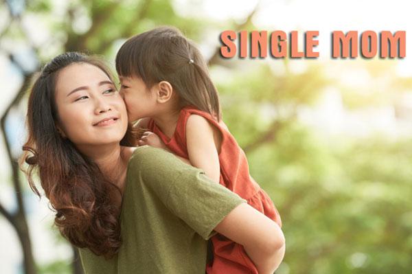 Single Mom là gì? TOP 10 sự thật về Single Mom