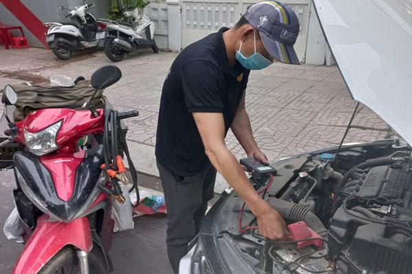 Thay bình ắc quy ô tô tận nơi 24/7 khu vực Đồng Nai