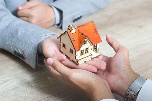 Thời điểm giao tài sản cho con khi nào sẽ thích hợp?