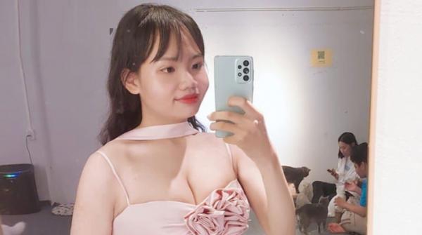 Tiểu sử Bé Mai: Cô nàng chiến thắng thử thách ăn 2 mâm gà