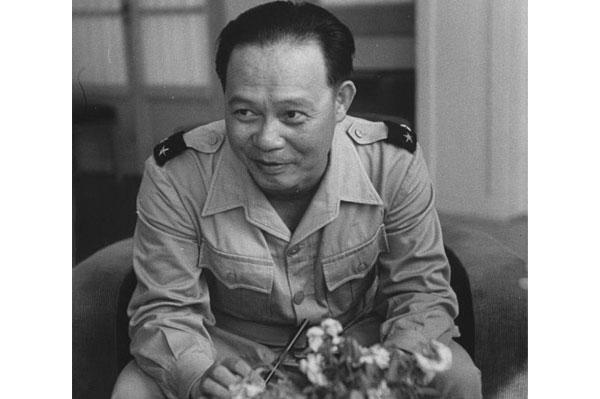 Tiểu sử binh nghiệp của cựu tướng lĩnh Nguyễn Văn Vận