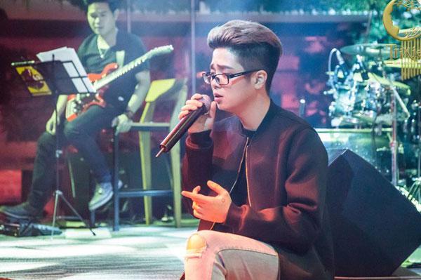 Tiểu sử Bùi Anh Tuấn: Hoàng tử hát tình ca