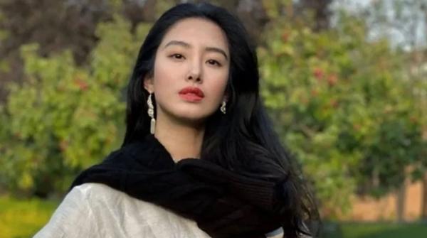 Tiểu sử Dương Thái Ngọc: Người đẹp từng chèn ép Lưu Diệc Phi