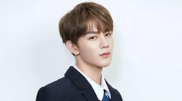 Tiểu sử Hạ Chi Quang: Gương mặt vàng của Showbiz Hoa Ngữ