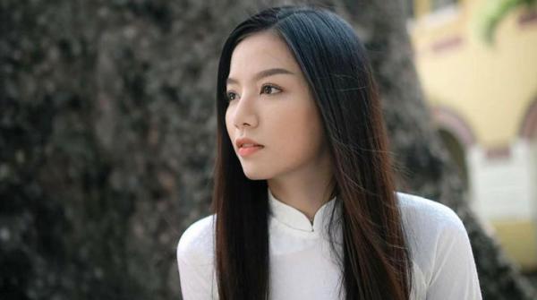 Tiểu sử Lê Hạ Anh: Ngọc nữ đầy triển vọng của showbiz Việt