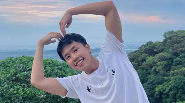 Tiểu sử Long Vũ: Chải gây sốt trong Đi giữa trời rực rỡ