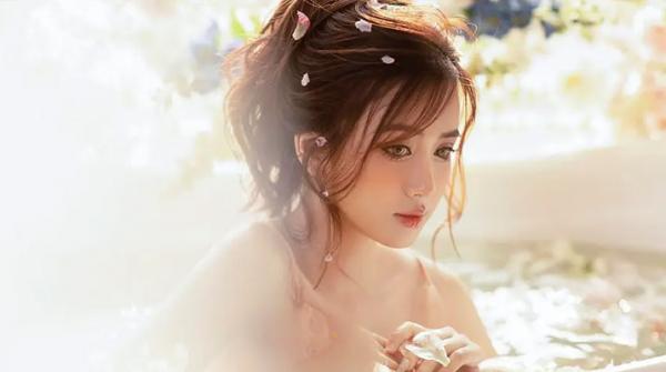 Tiểu sử Nguyễn Ngọc Ánh: Người mẫu sở hữu nhan sắc cực phẩm