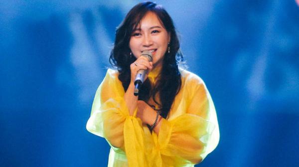 Tiểu sử Phạm Khánh Linh: Nữ ca sĩ 8x với giọng ca trong veo