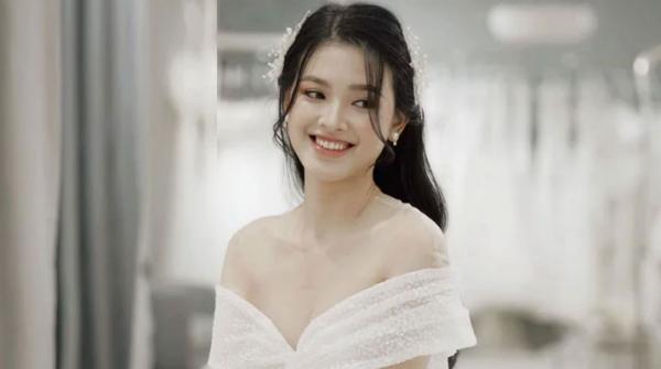 Tiểu sử Trần Thị Thoa Thương: Người đẹp Quảng Nam tài năng