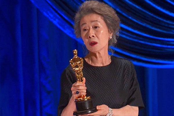 Tiểu sử Youn Yuh Jung: Diễn viên Hàn Quốc đầu tiên nhận giải Oscar