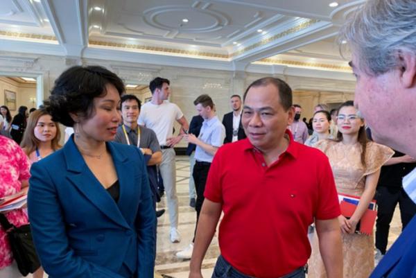 Tin chủ tịch Vingroup Phạm Nhật Vượng bị cấm xuất cảnh là hoàn toàn bịa đặt