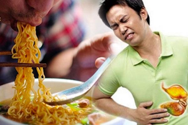 Top 3 tác hại khi ăn mì gói hằng ngày