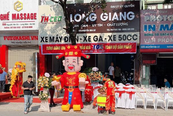 Tưng bừng khai trương đại lý uỷ quyền Long Giang tại Long Biên, Hà Nội