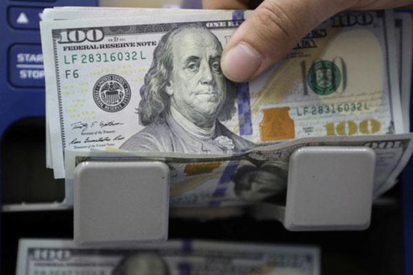 Vị thế đồng USD suy yếu