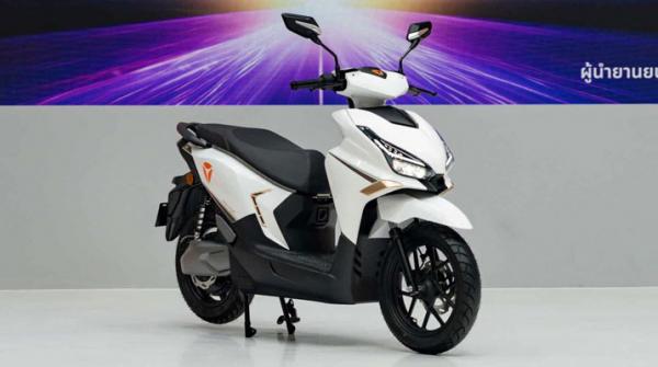 Xe máy điện Yadea bản Vario: Thiết kế chất, chạy 110km chỉ 1 lần sạc!