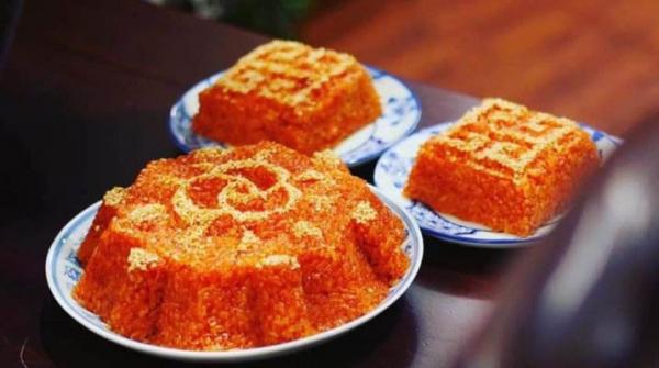Xôi gấc ngày Tết: Món ngon đậm đà hương vị Việt