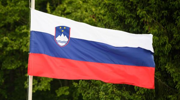 Ý nghĩa cờ Slovenia: Khám phá bản sắc căn hóa độc đáo