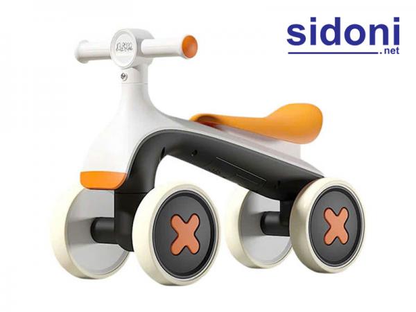 Xe chòi chân trẻ em Scooter đen trắng