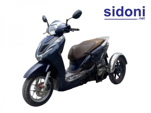 Xe máy 3 bánh Honda Lead