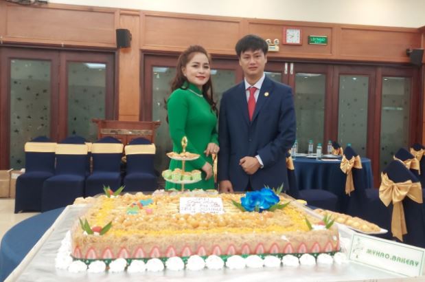 Ông Hoàng Văn Trí – Chủ tịch Cộng đồng doanh nghiệp JBN và bà Nguyễn Thị Thu Trang – Đại diện Mỹ Hảo Bakery