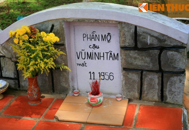Phần mộ chỉ có hoài niệm Vũ Minh Tâm 11.1956