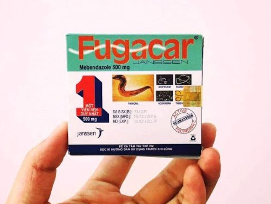 Thuốc tẩy giun Fugacar sử dụng cho cả người lớn và trẻ em từ 2 tuổi trở lên
