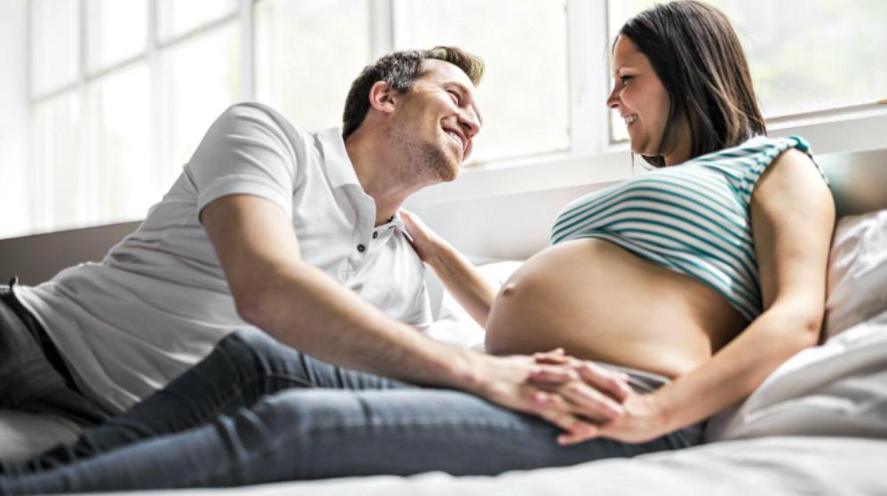 Quan hệ trong thời kỳ mang thai phải cực kỳ cẩn trọng và chú ý an toàn