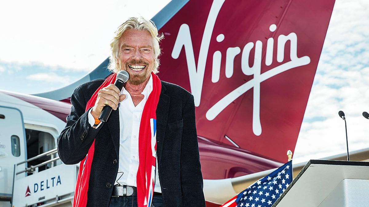 Richard Branson còn được gọi là "tỷ phú điên" vì nổi tiếng thích làm những điều khác người