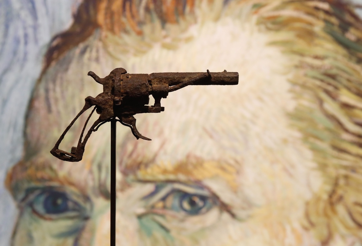 Van Gogh đã tự sát bằng súng