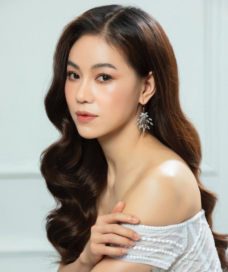 Phạm Kim Dung được biết đến là một trong những nữ doanh nhân tài ba nhất nhì showbiz Việt