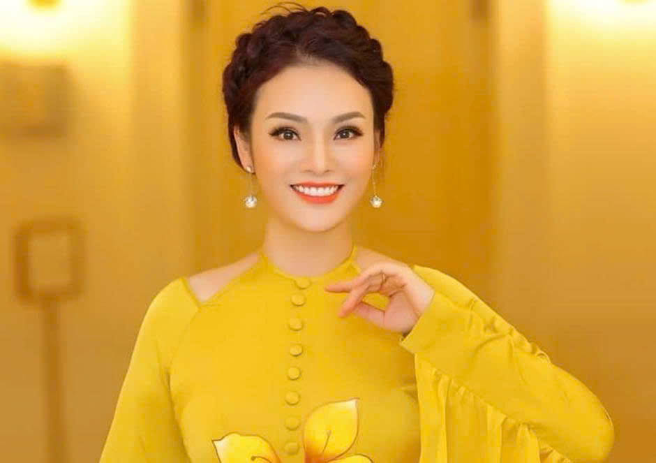 Tiểu sử ca sĩ Tân Nhàn - Quán quân Sao Mai 2005 dòng nhạc dân gian