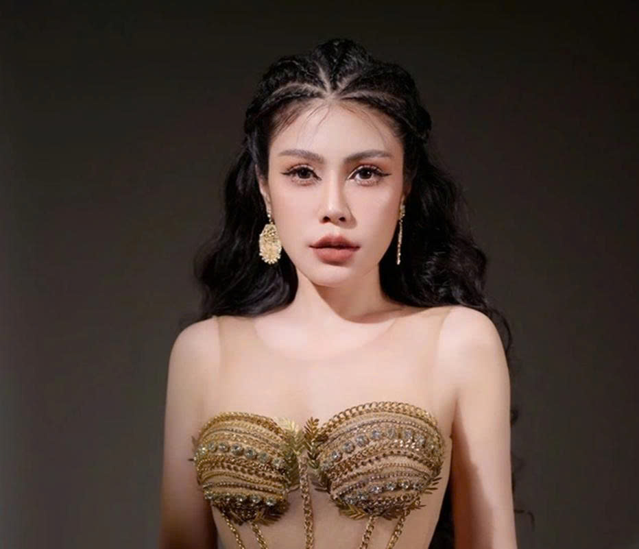 Tiểu sử ca sĩ Uyên Trang sở hữu nhan sắc xinh đẹp